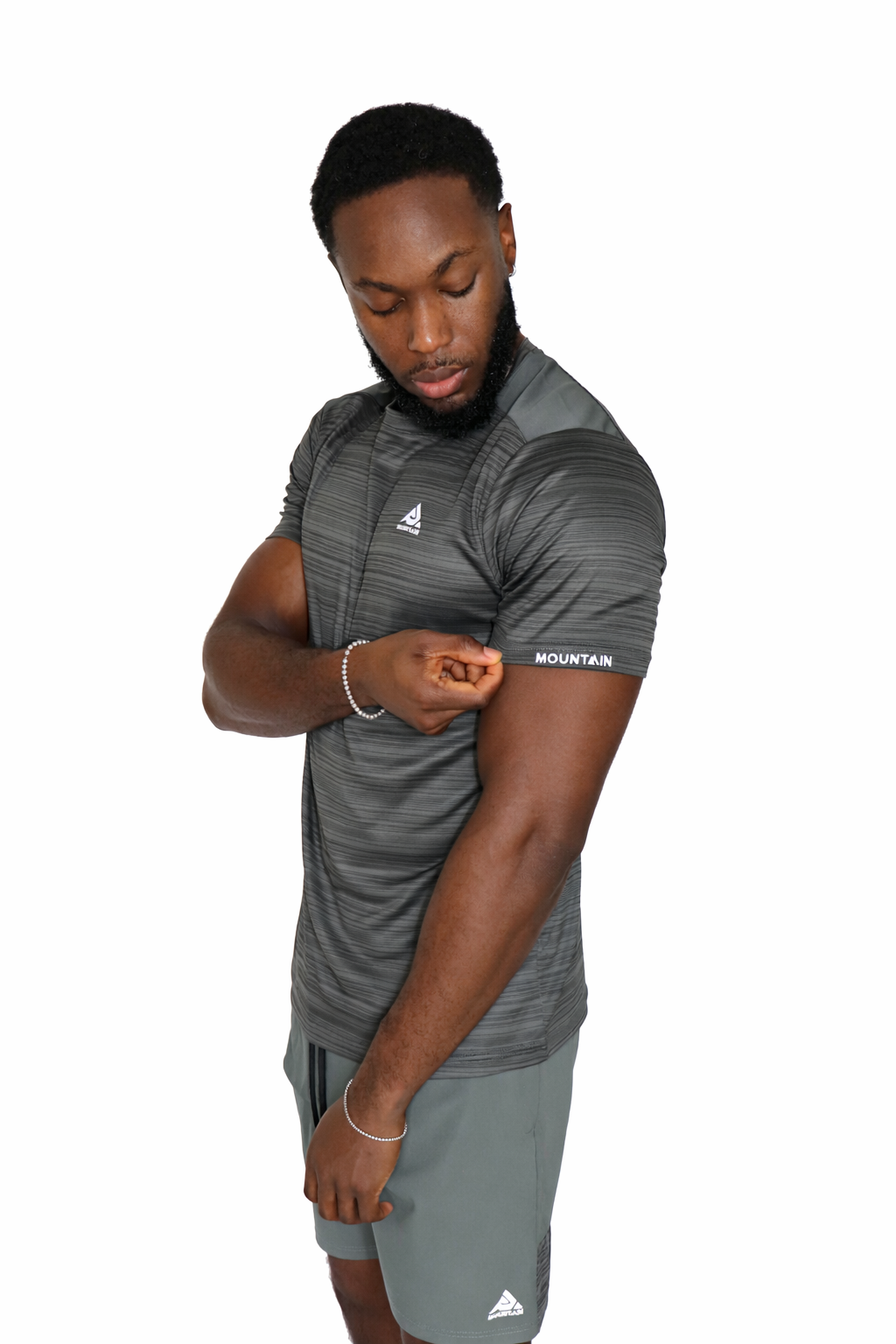 Mountain Performance Training Set – Lightweight T-Shirt in Sage Green