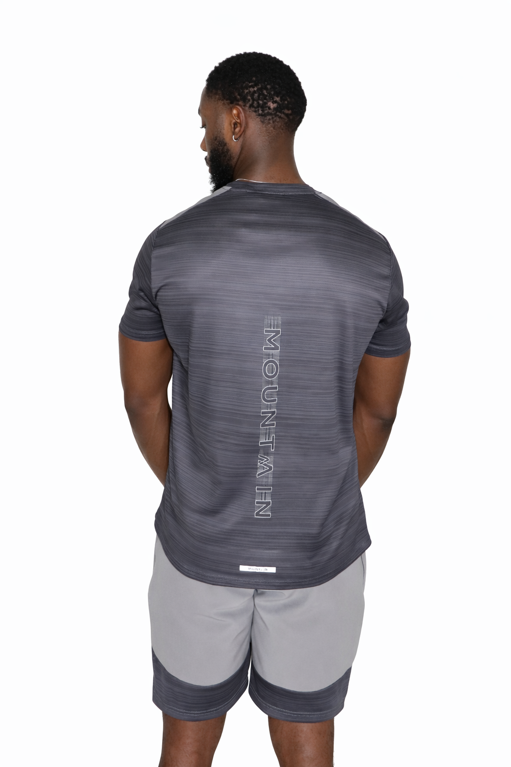 Mountain Performance Training Set – Lightweight T-Shirt in Charcoal Grey