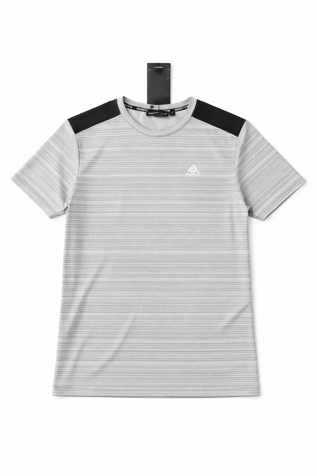 Mountain Performance Training Set – Lightweight T-Shirt in Silver